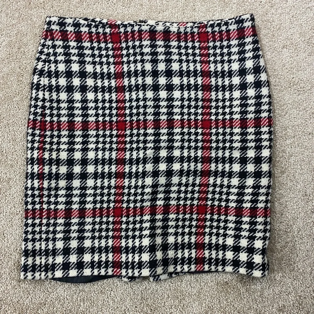 Talbots Skirt Womens 8 Wool Blend Black Plaid Straight Ladies Preppy Classic 90s